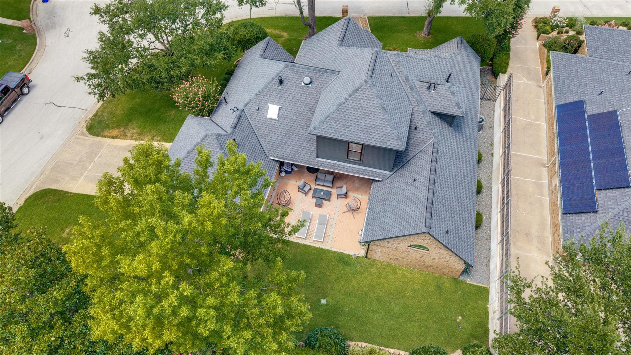 main property photo 26
