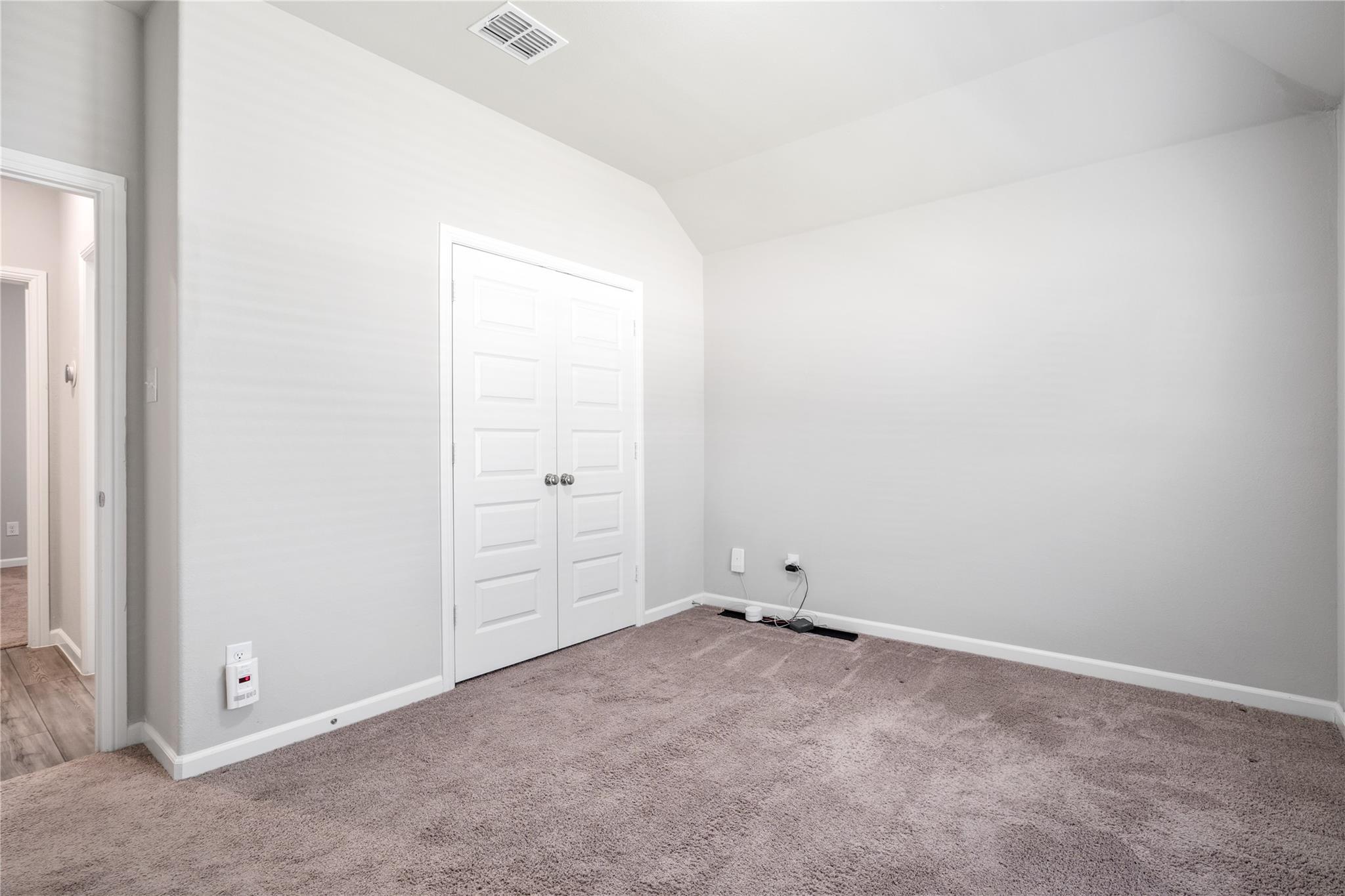 property viewer photo 15