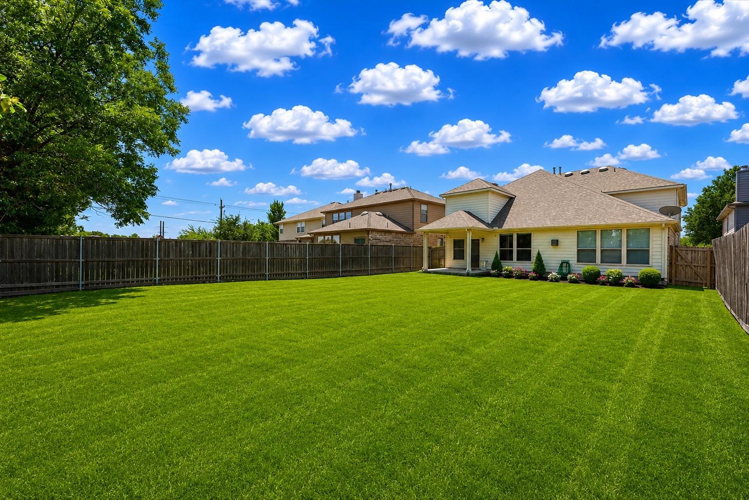main property photo 25