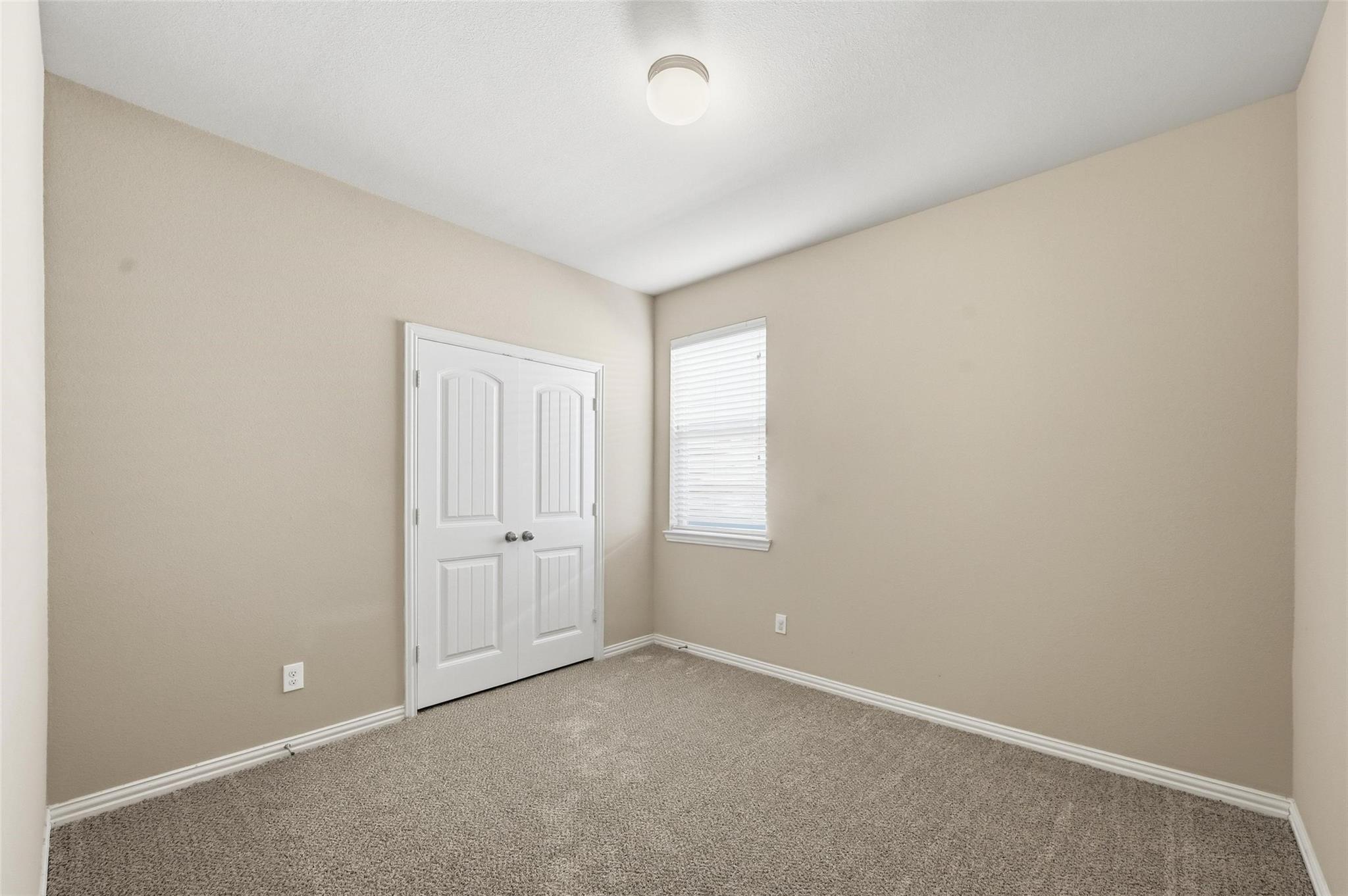 property viewer photo 14