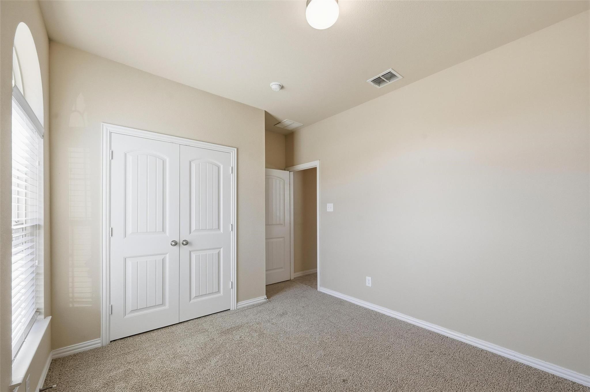 property viewer photo 17