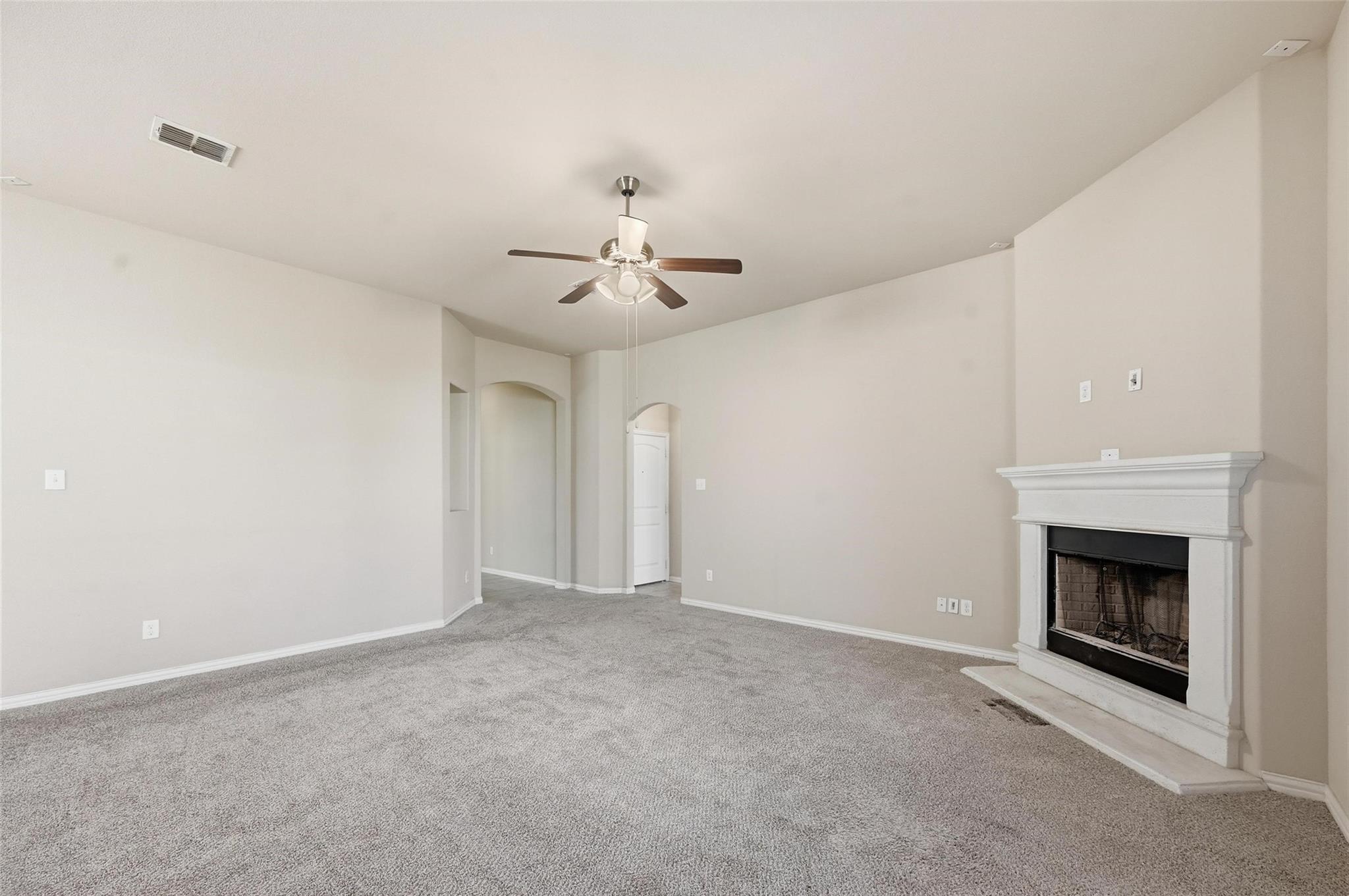 property viewer photo 3