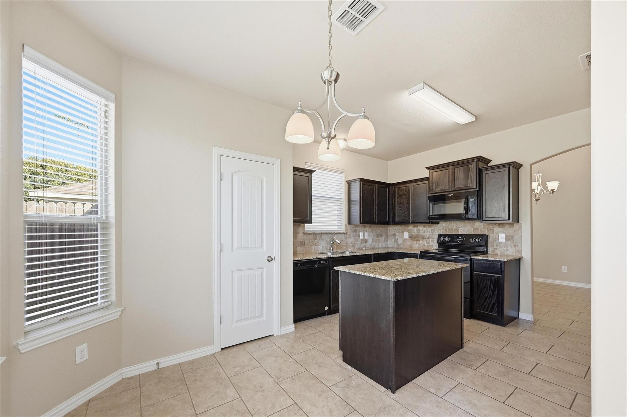 property viewer photo 4