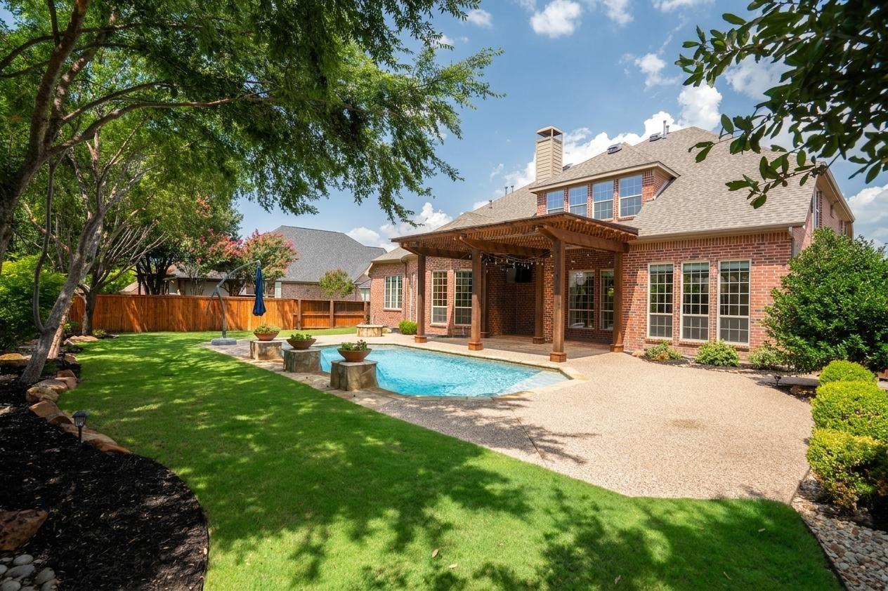 main property photo 36