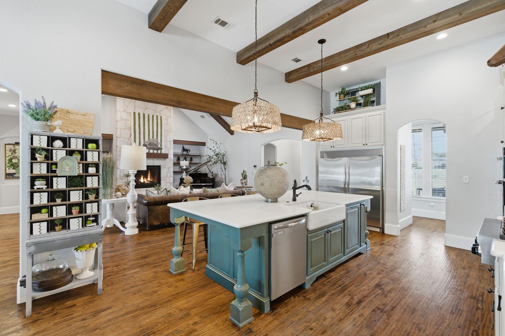 main property photo 15