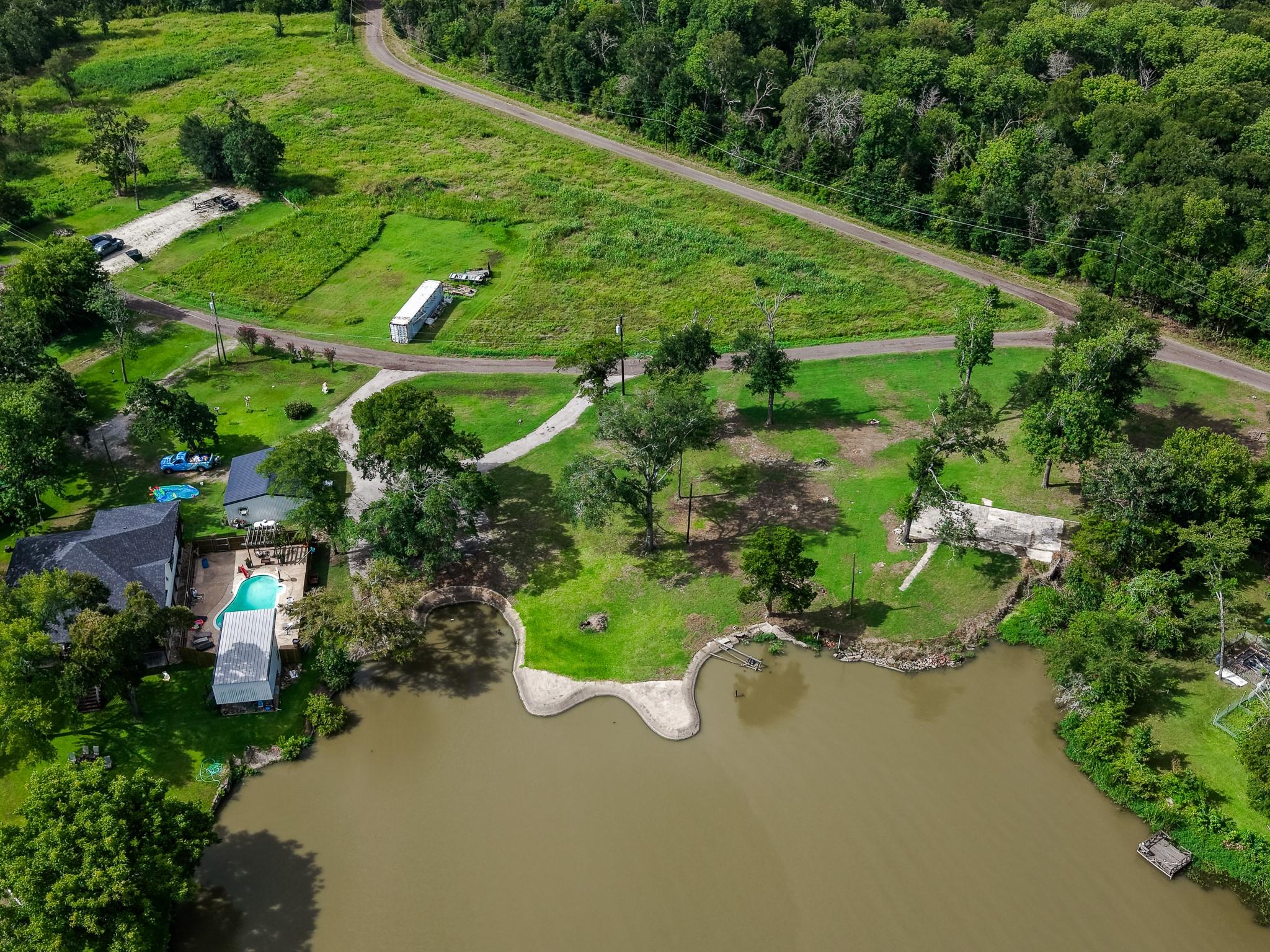 main property photo 7