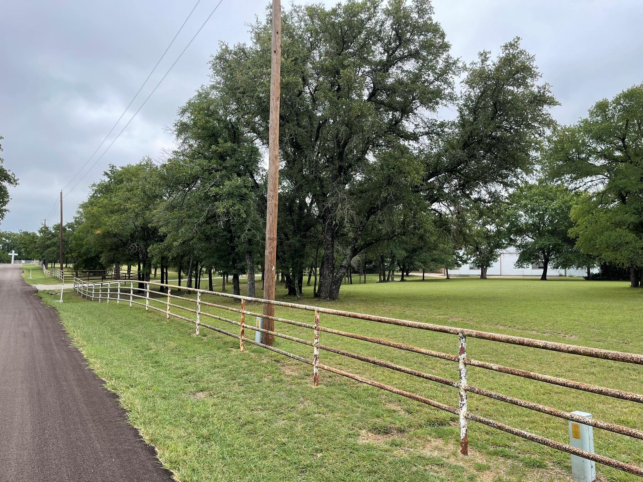 main property photo 17
