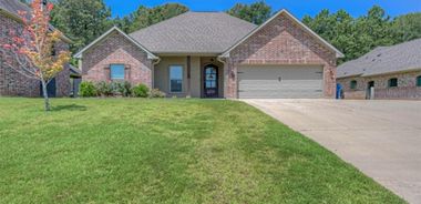 image of property with 3 Bed | 2 Bath | 1,656 Sqft