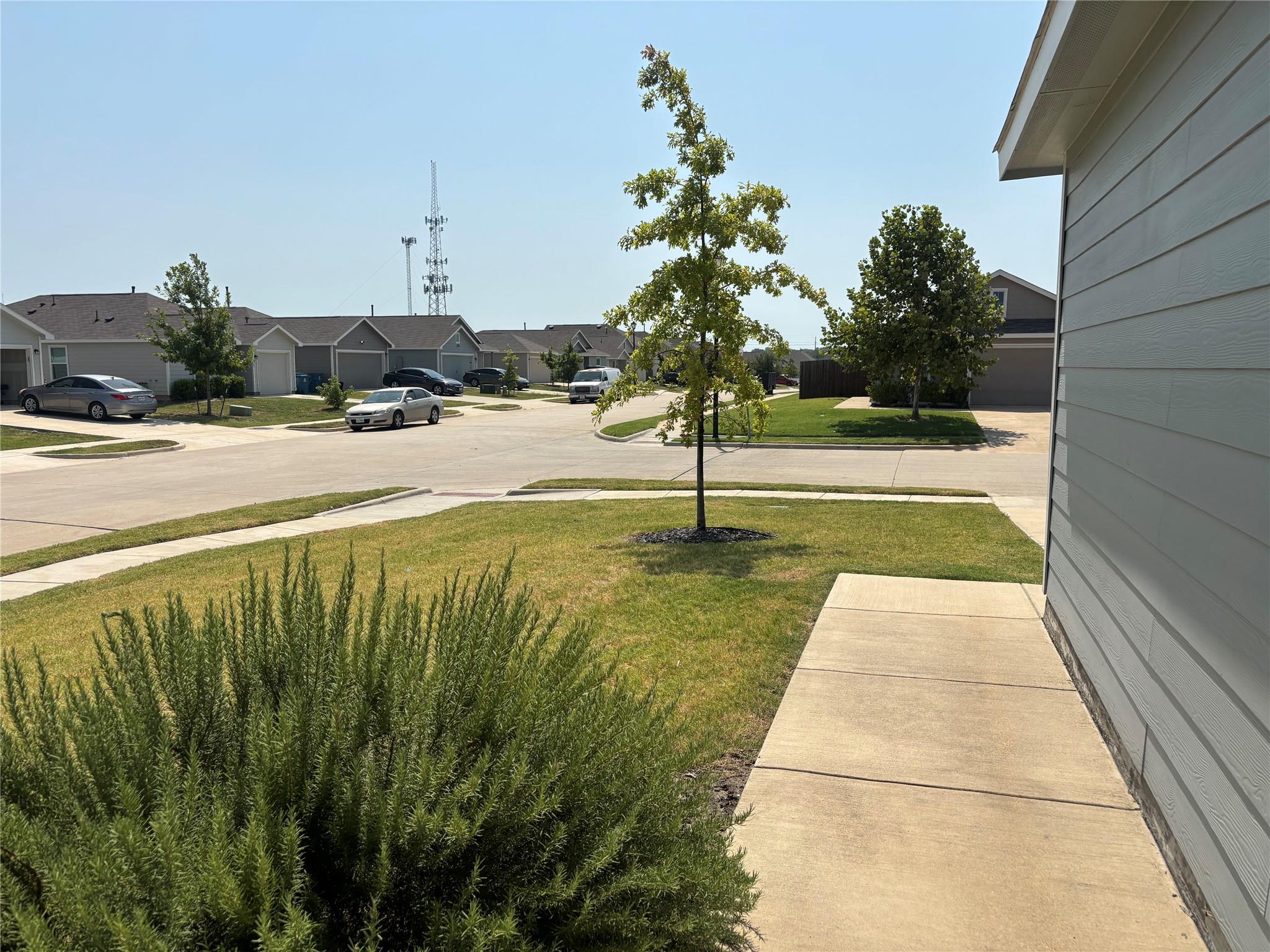 main property photo 12