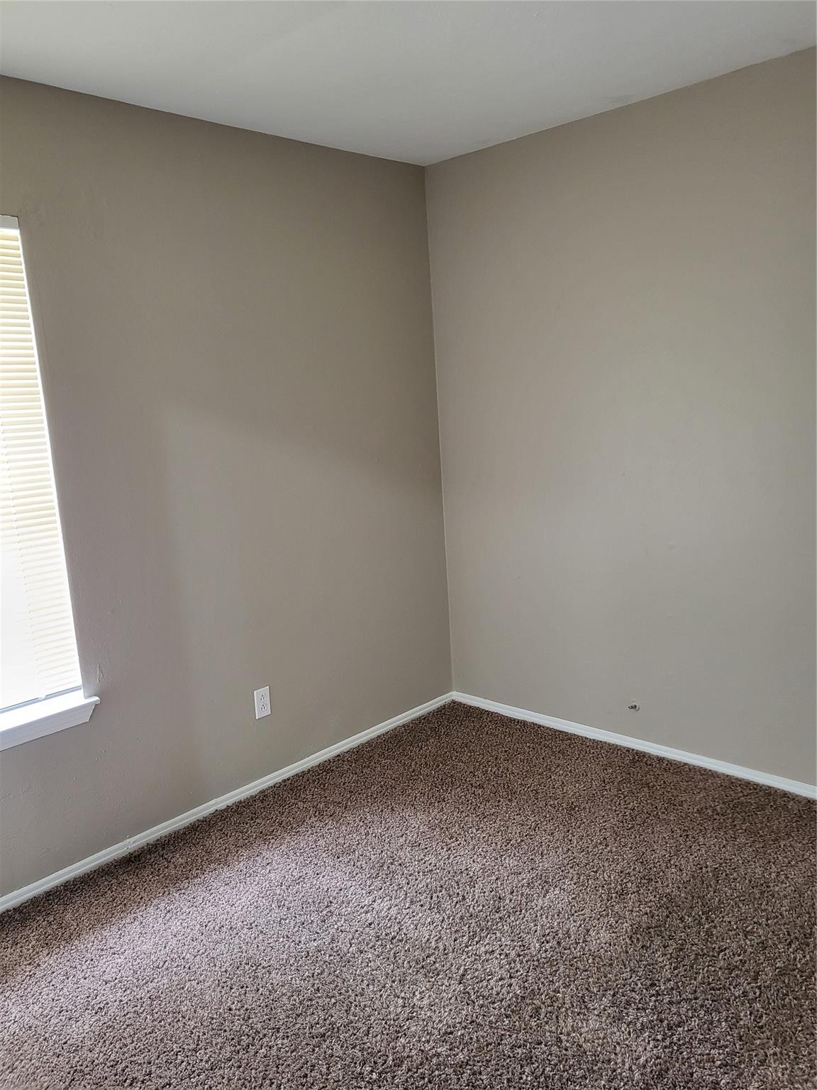 property viewer photo 11