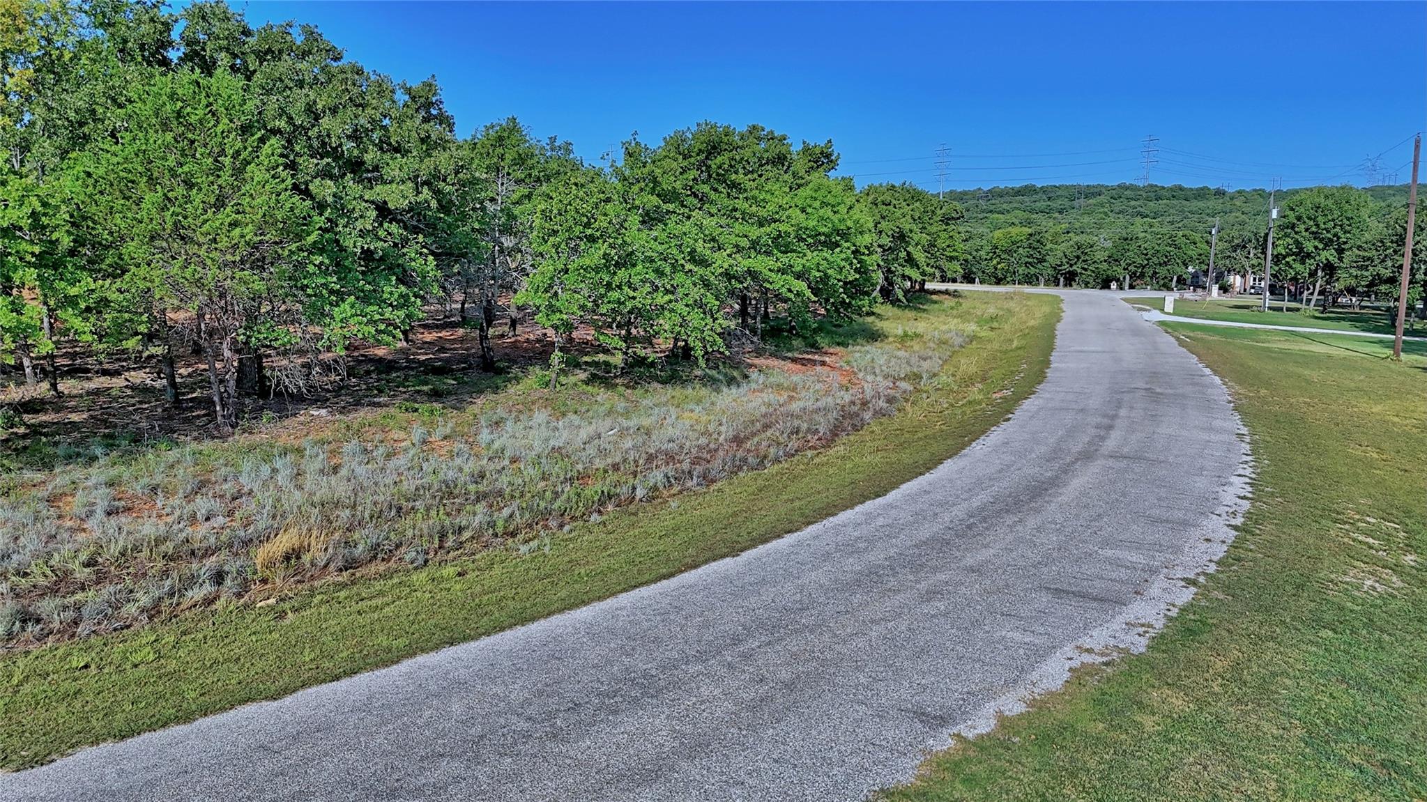 main property photo 23