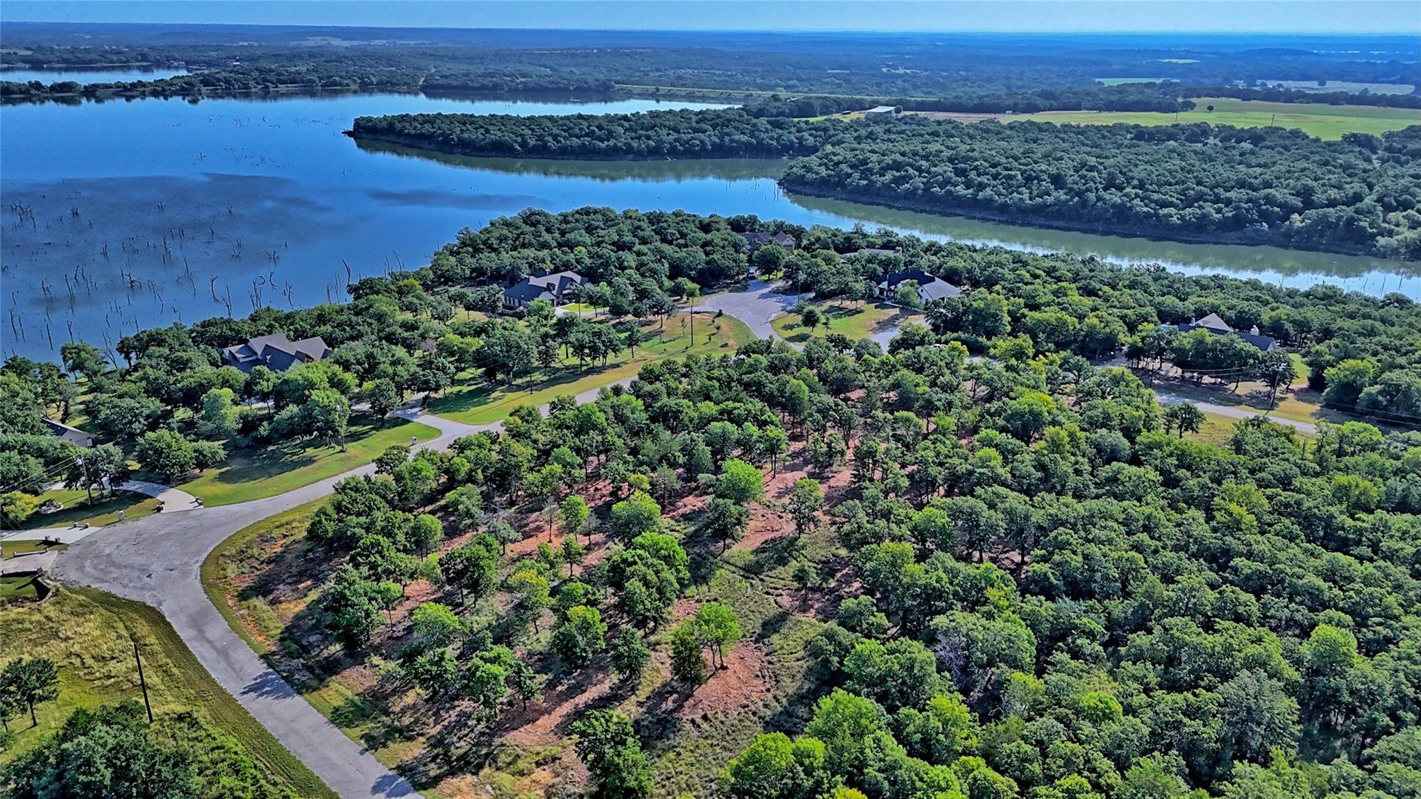 main property photo 34