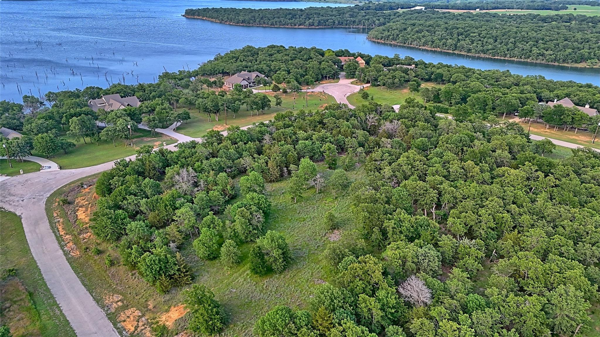main property photo 39