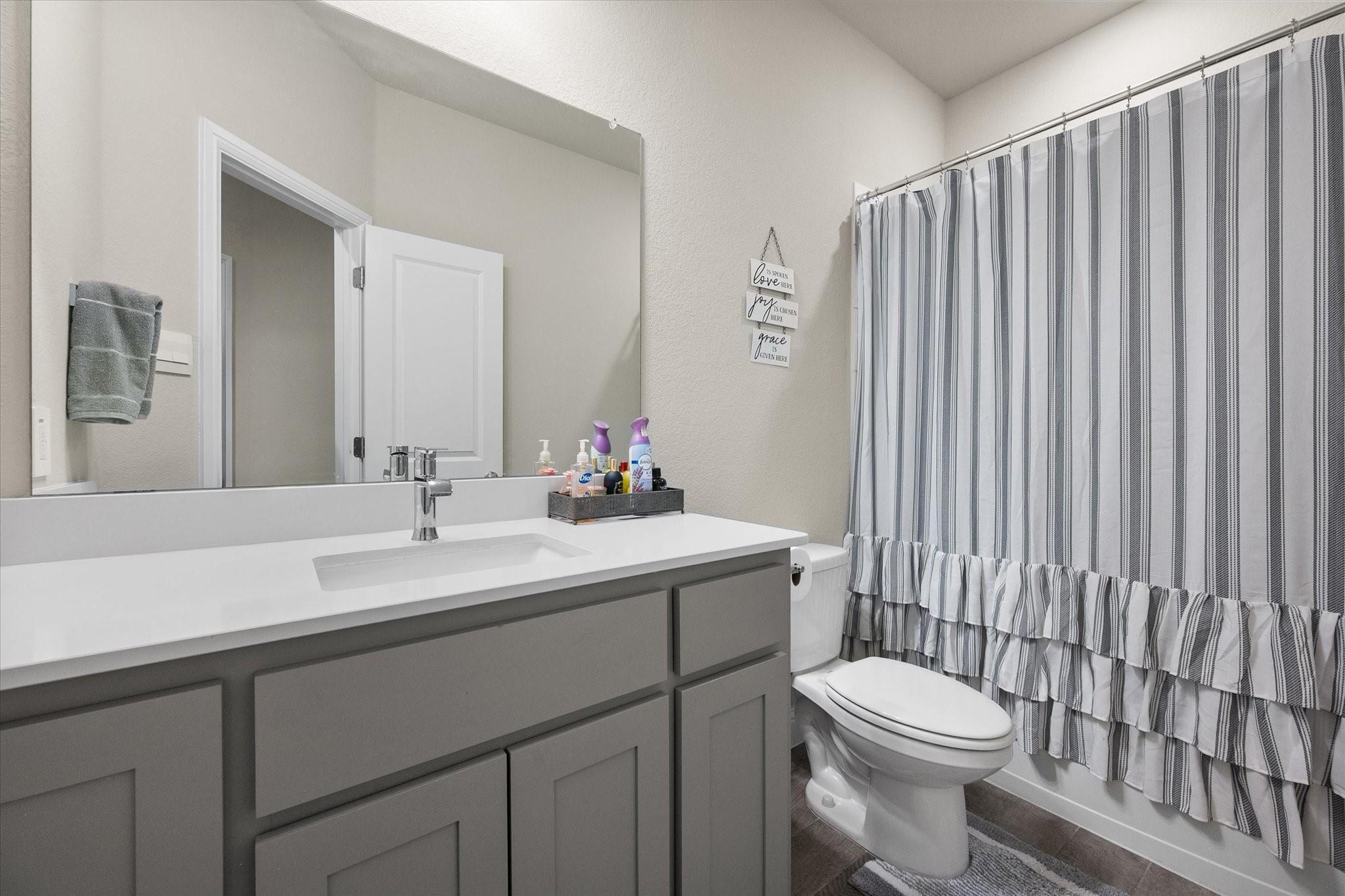 main property photo 26