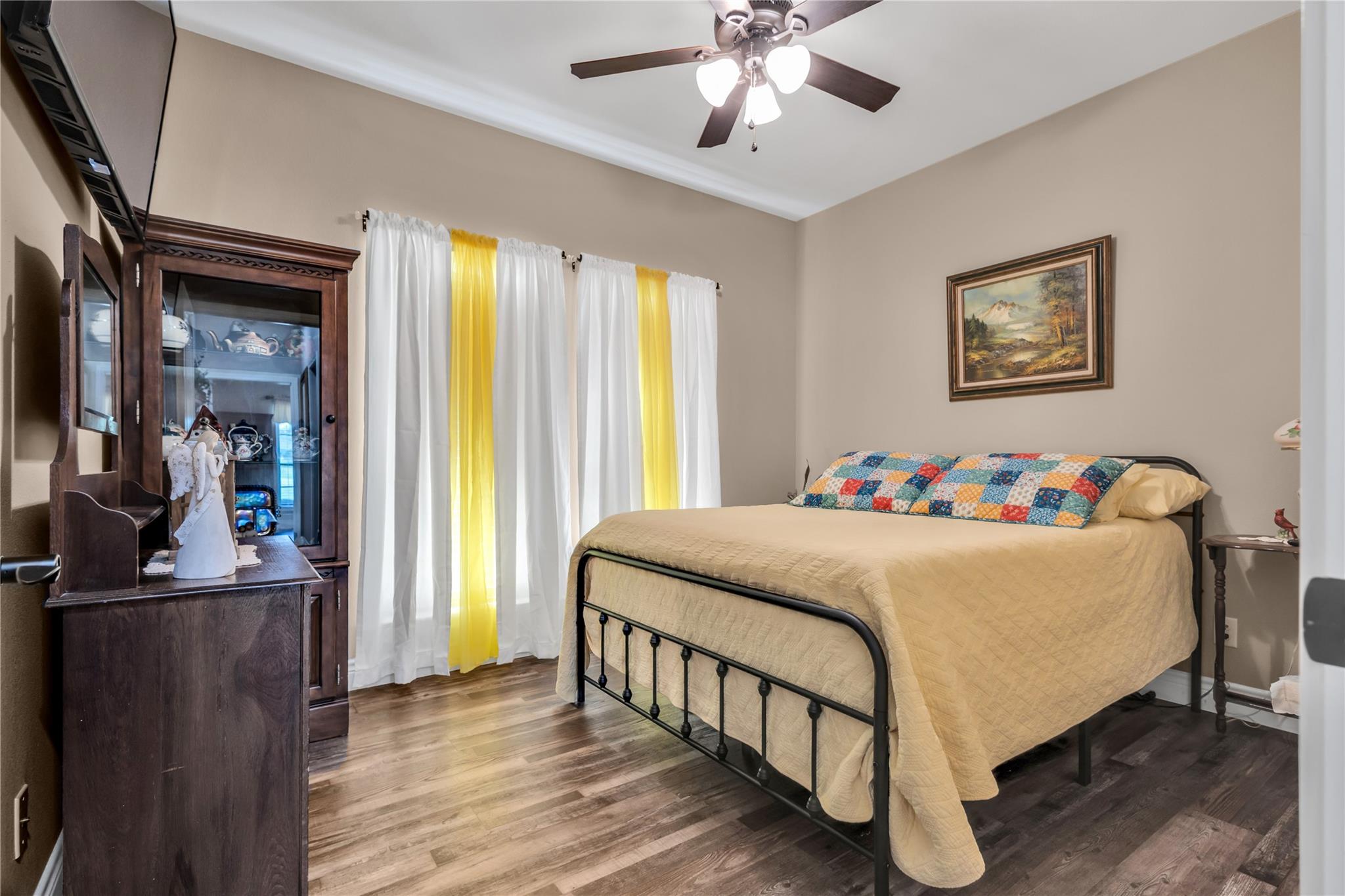 main property photo 22