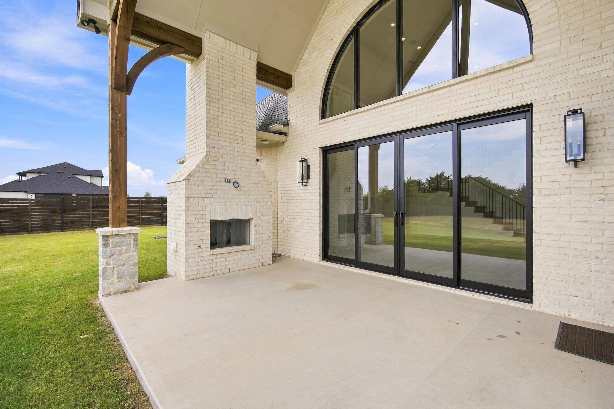 main property photo 34