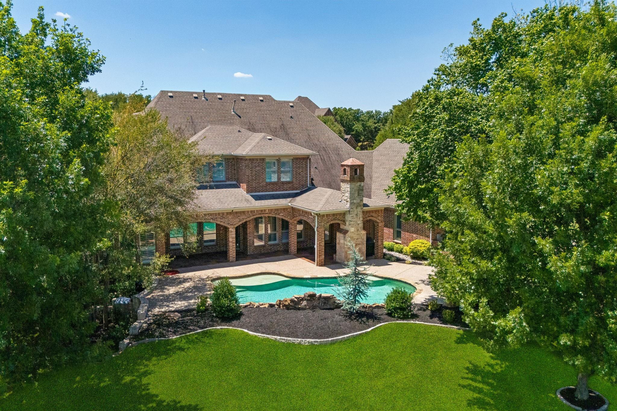 main property photo 36