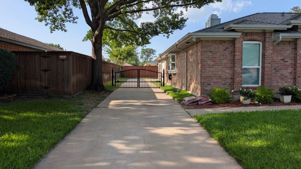 main property photo 16