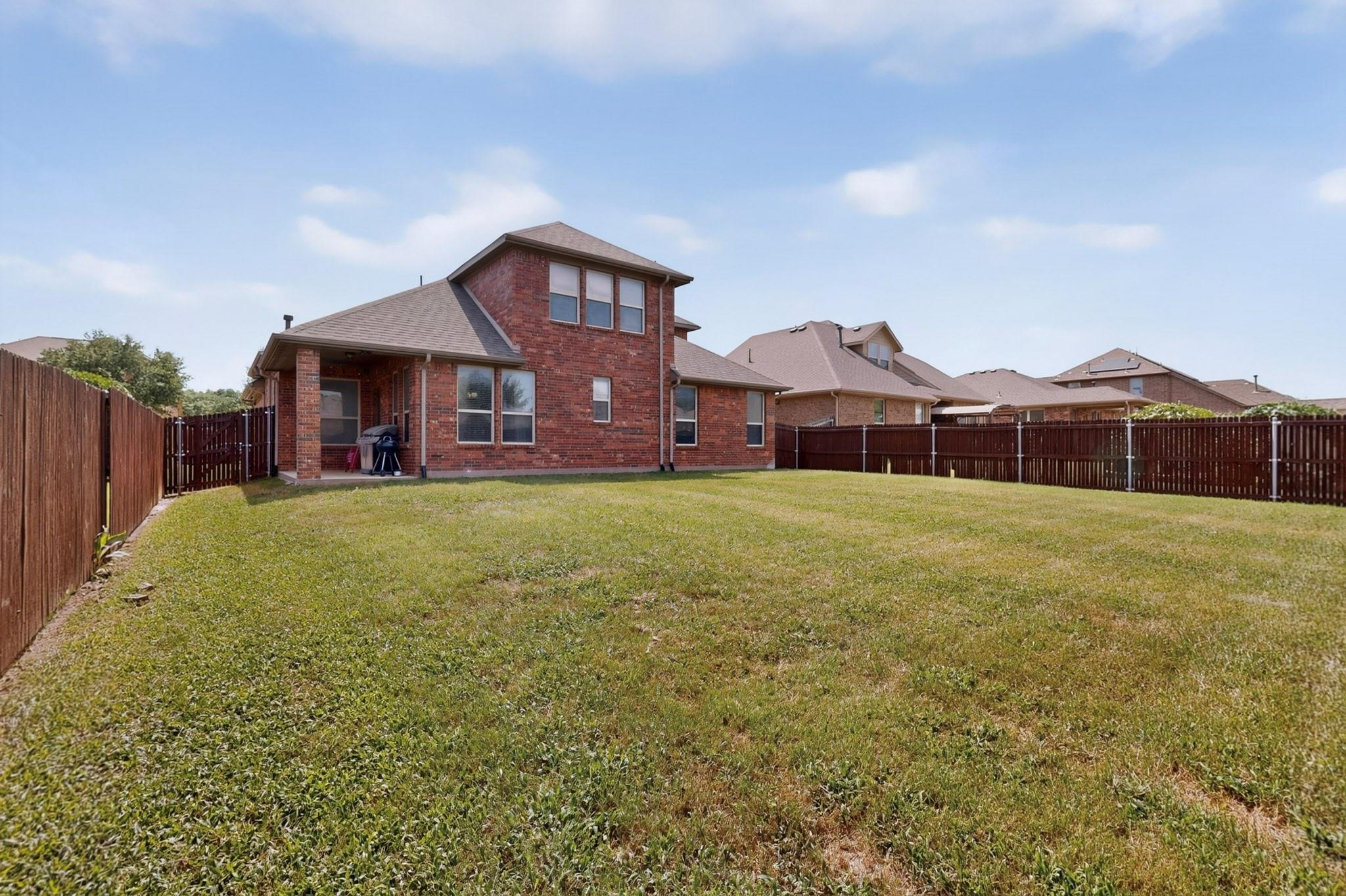 main property photo 37