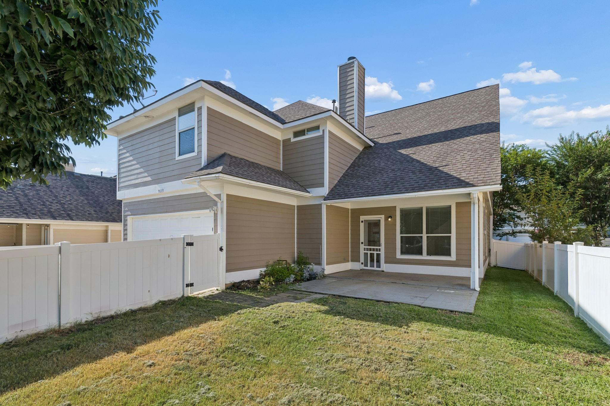 main property photo 28