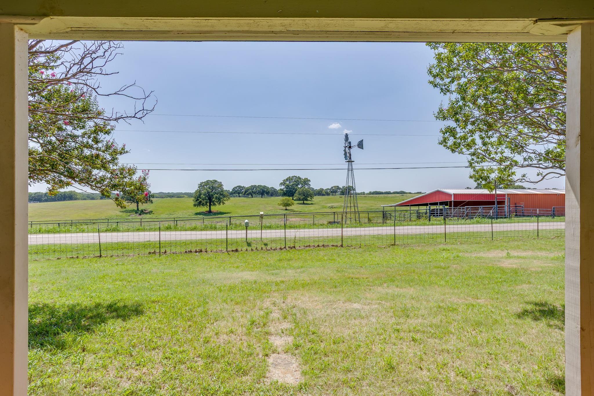 main property photo 3