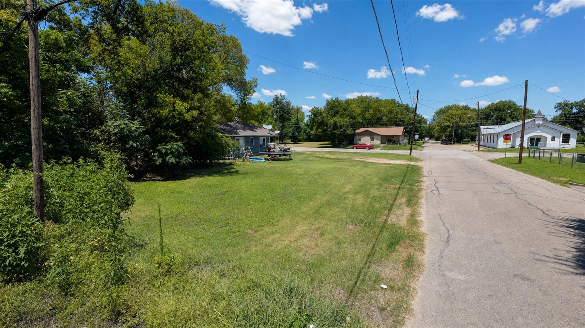 main property photo 3