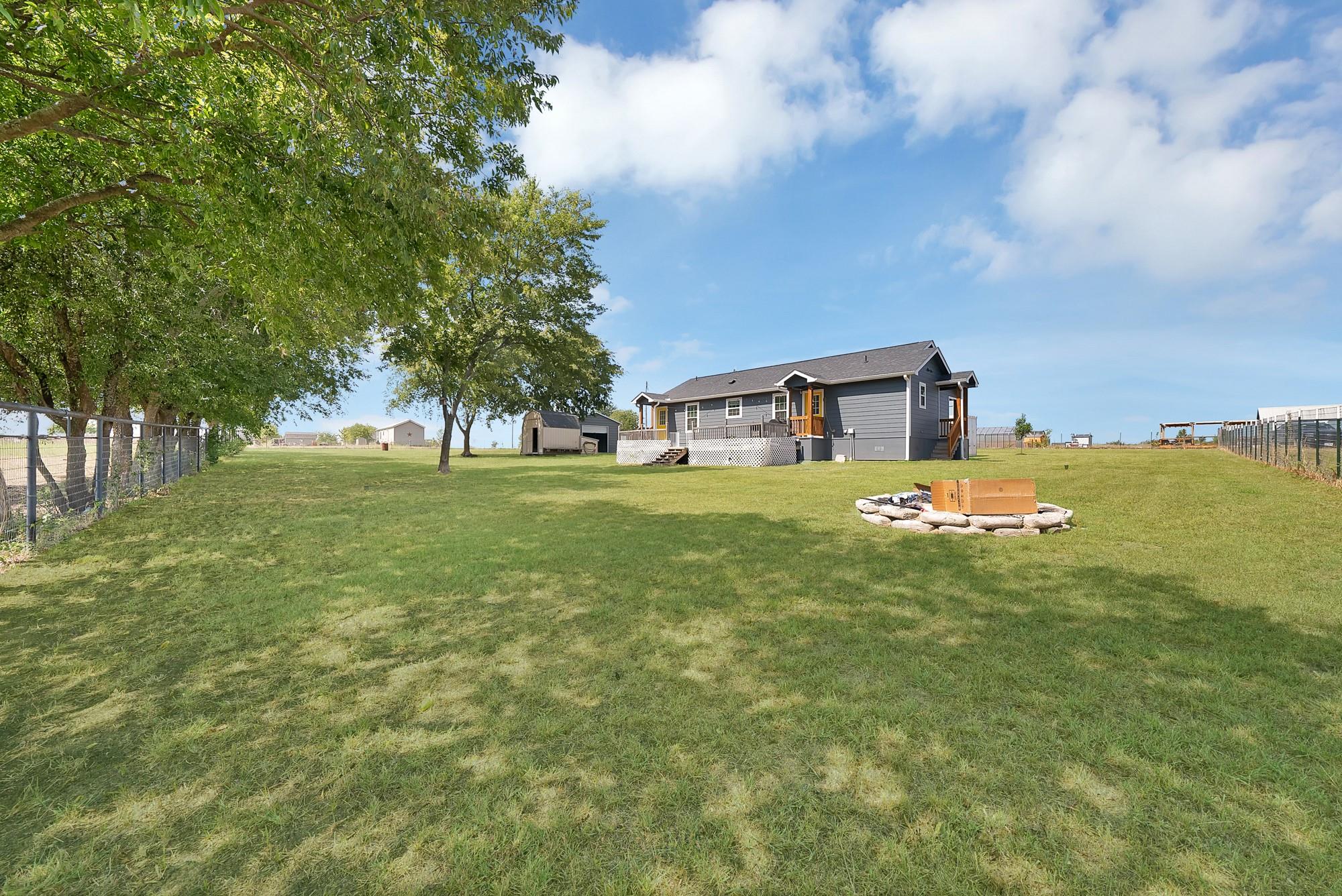main property photo 25
