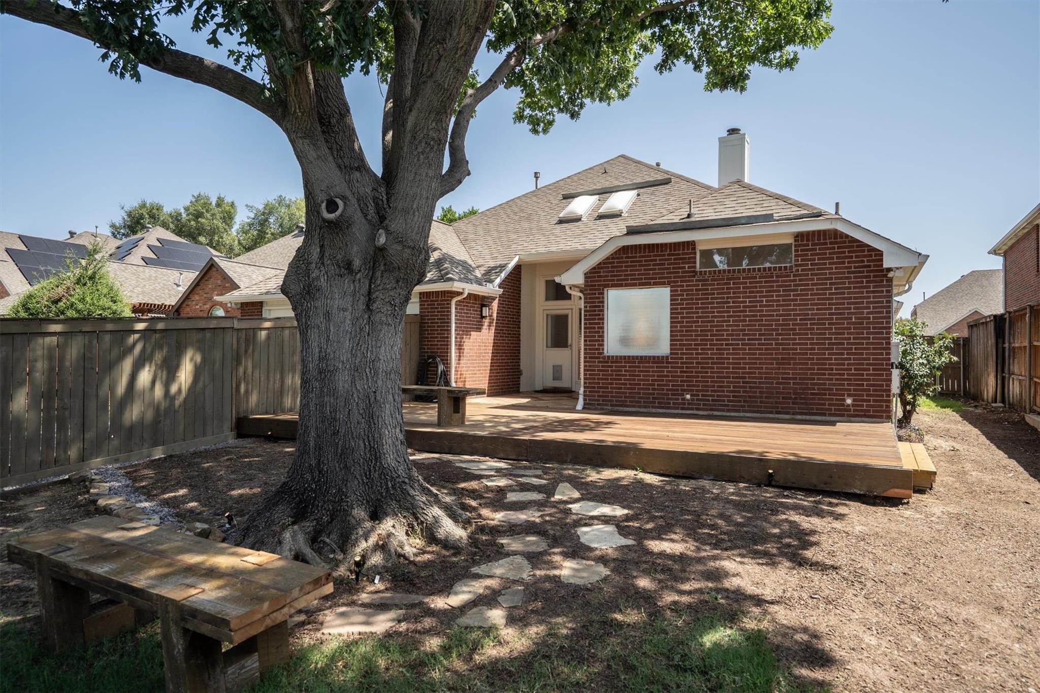 main property photo 29