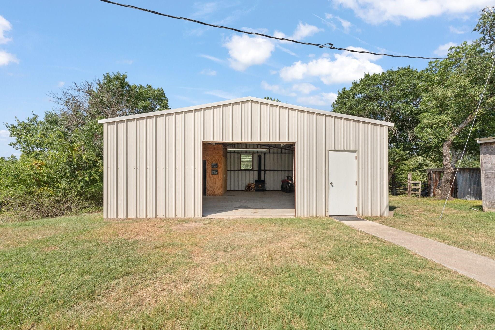 main property photo 2
