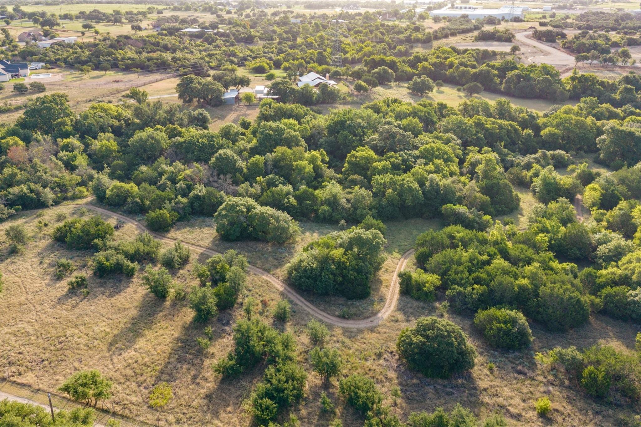 main property photo 37