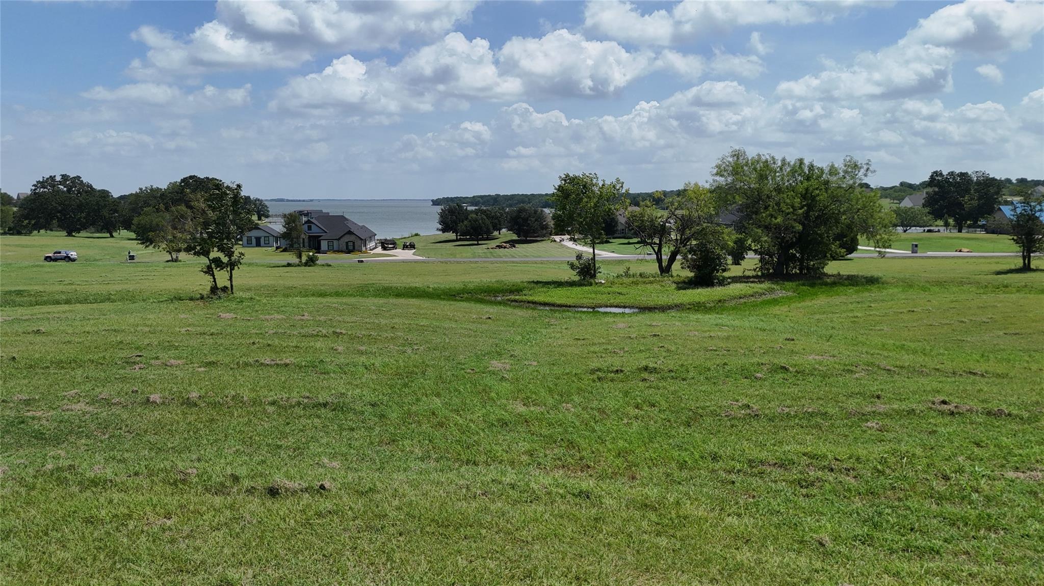 main property photo 16