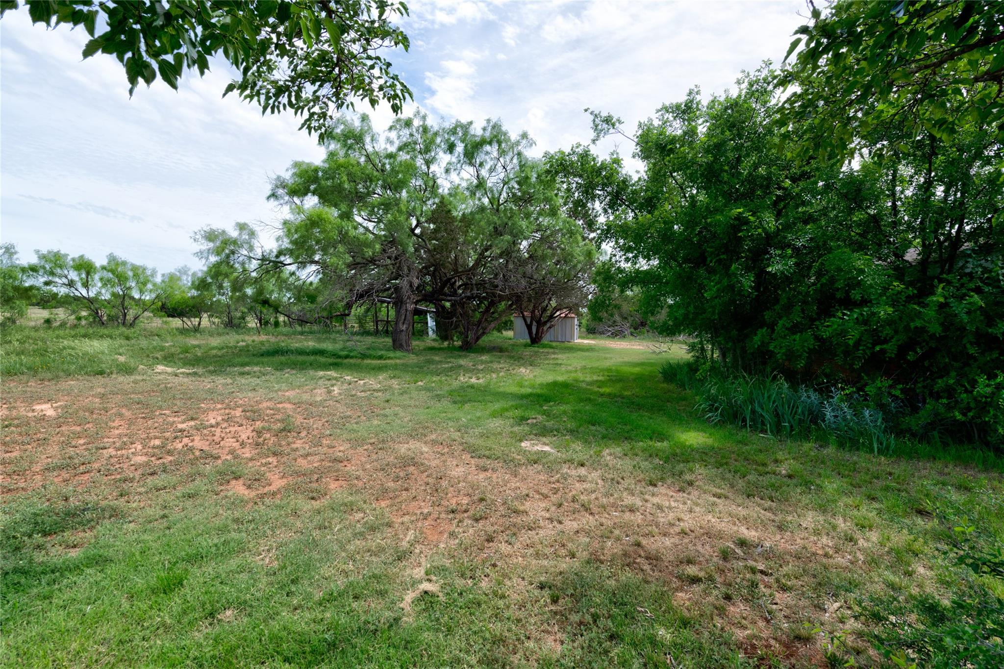 main property photo 39