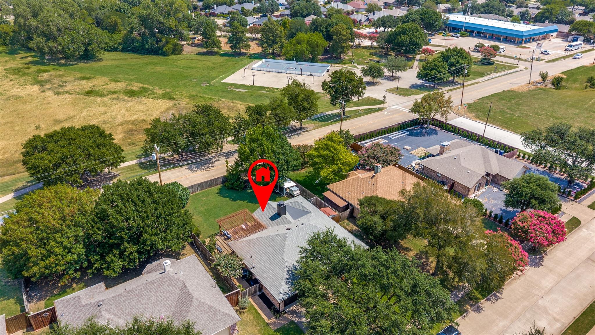 main property photo 27