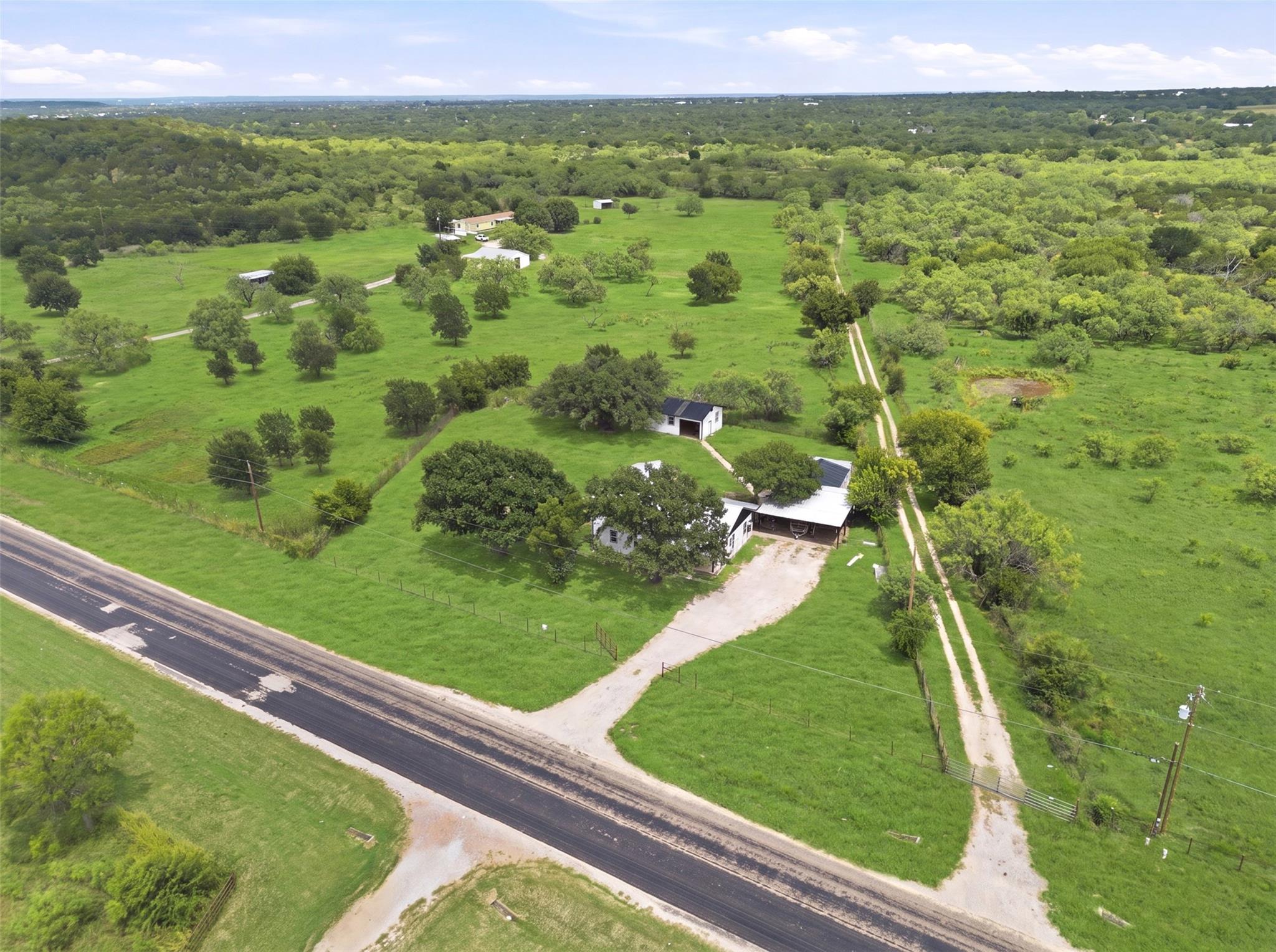 main property photo 30