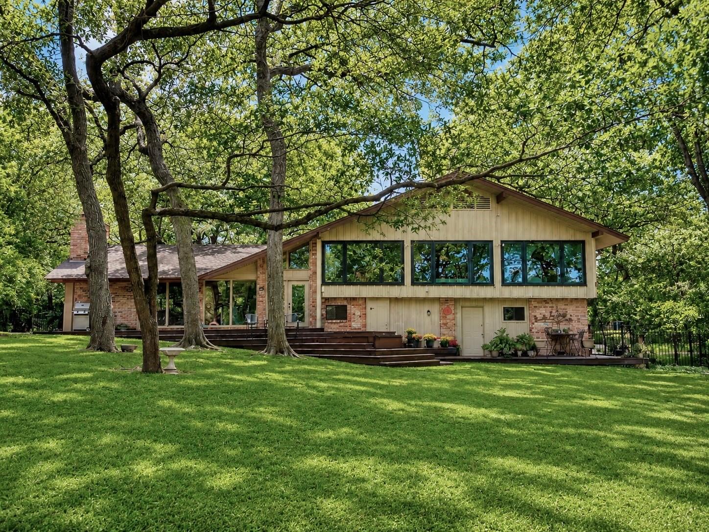 main property photo 29