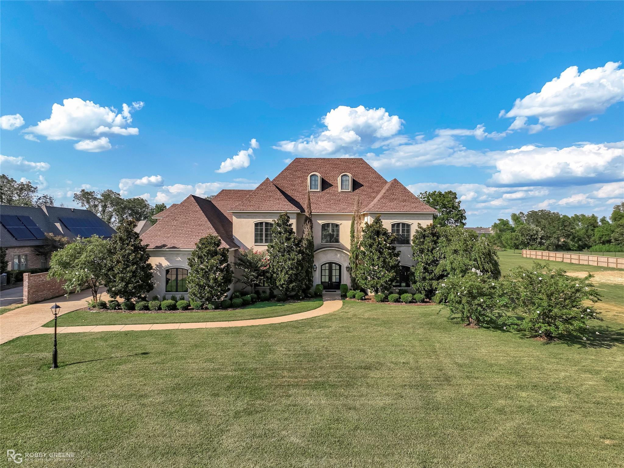 main property photo 30