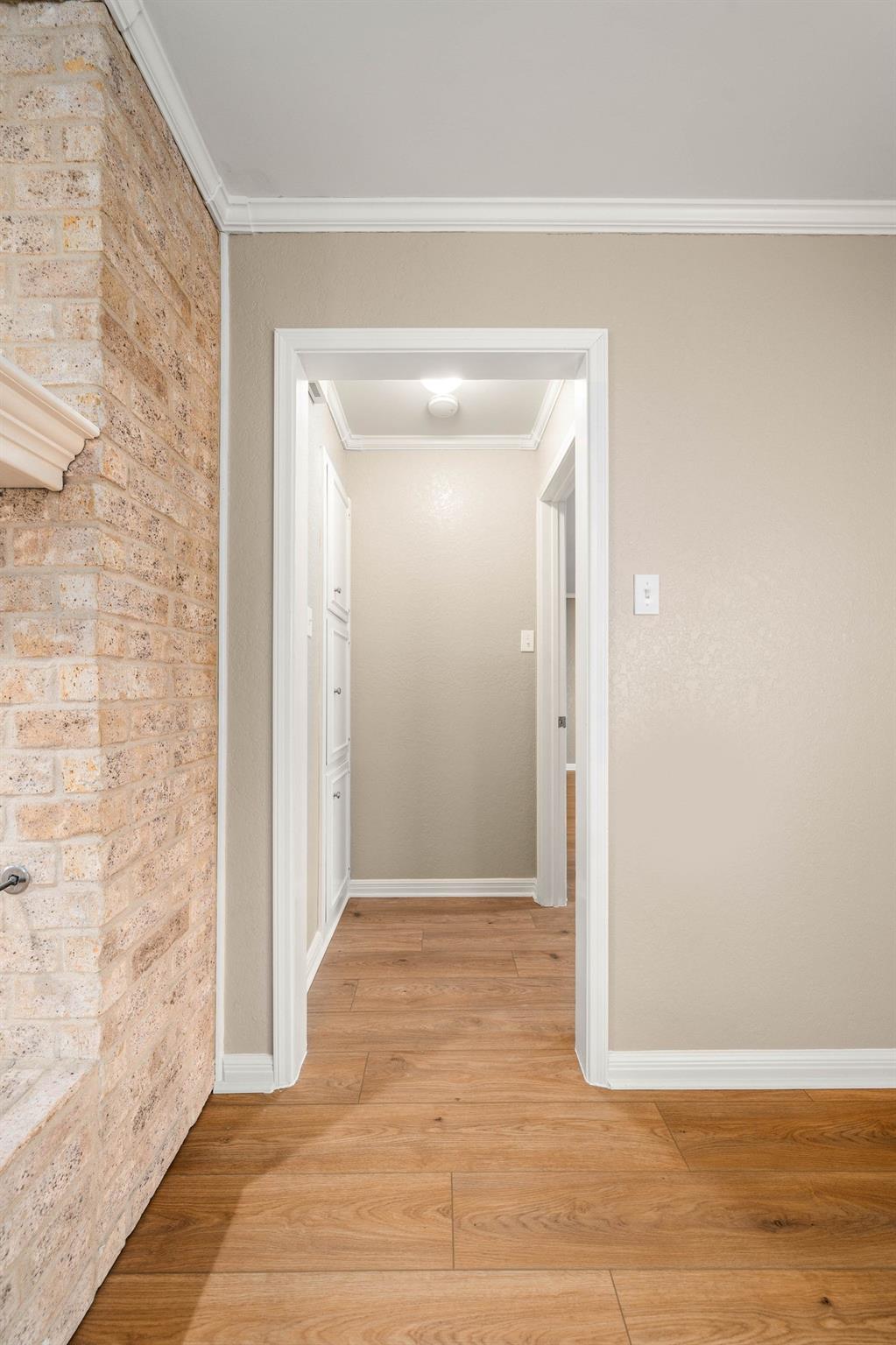 property viewer photo 20