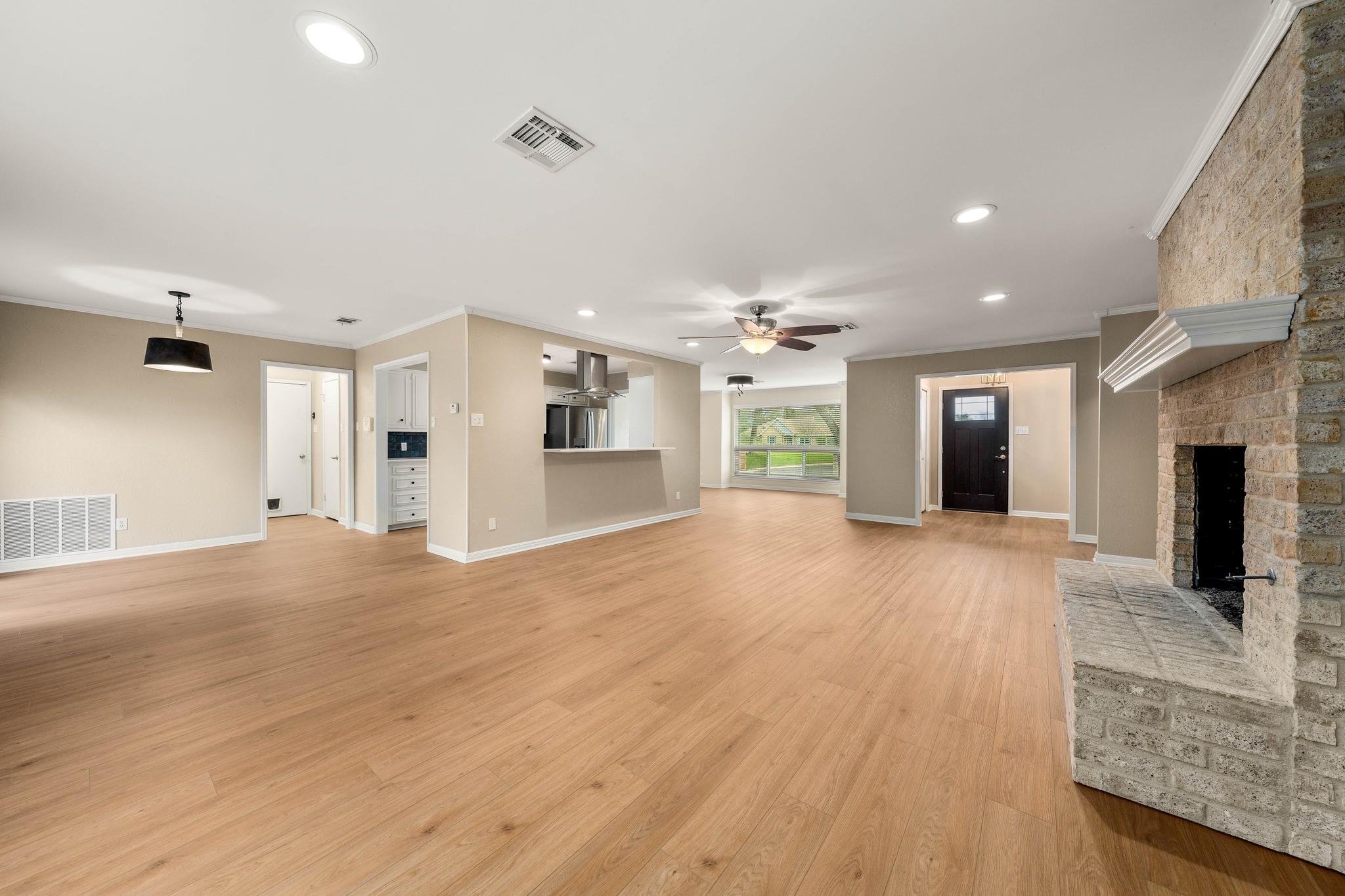property viewer photo 8