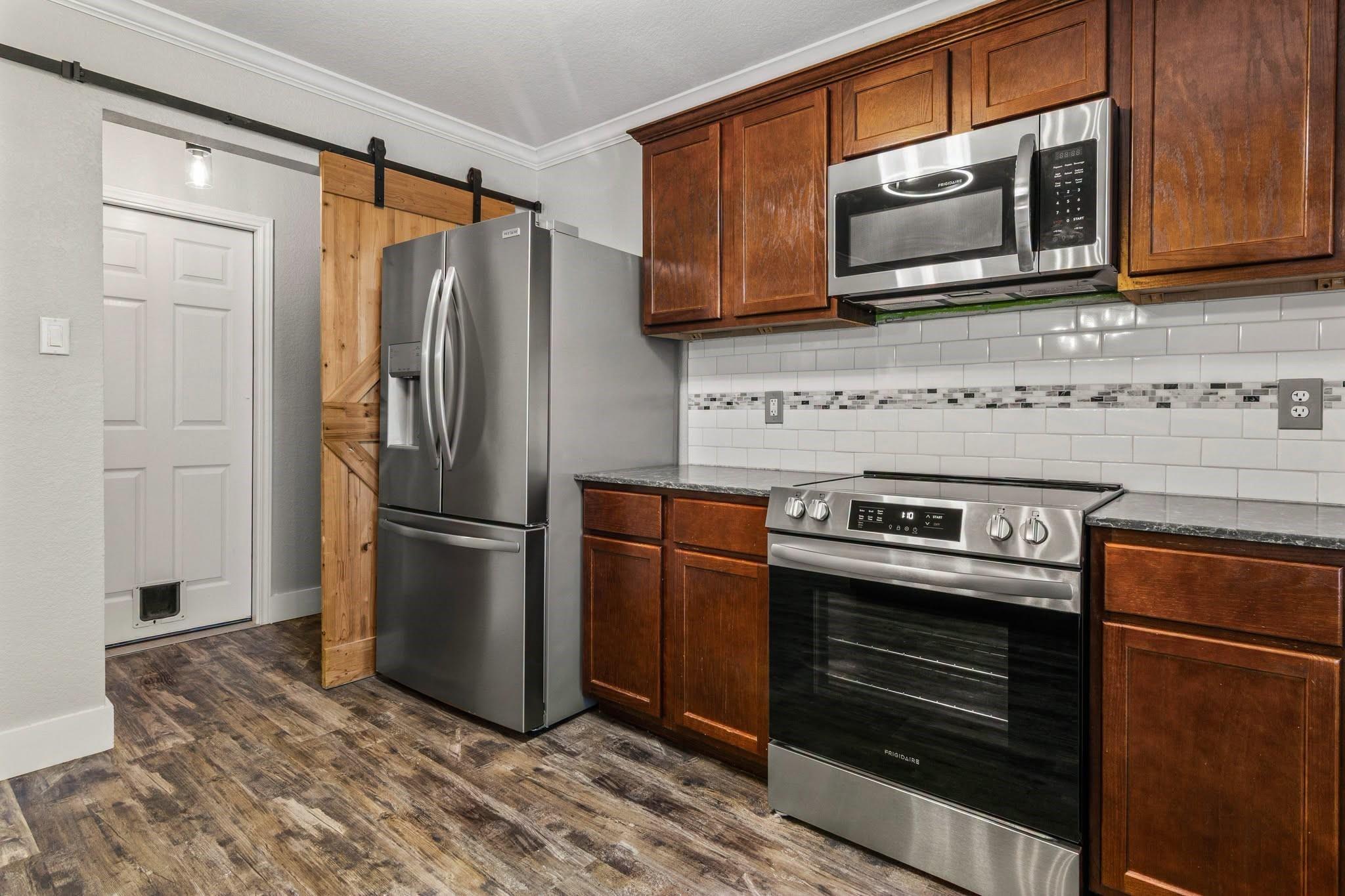 property viewer photo 14