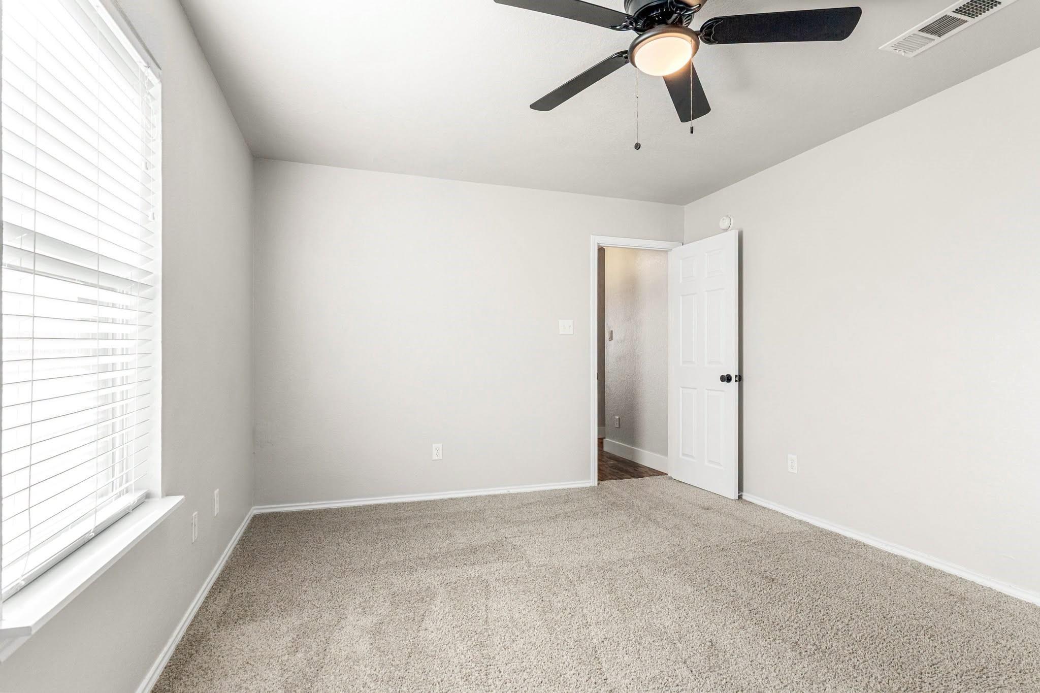 property viewer photo 33