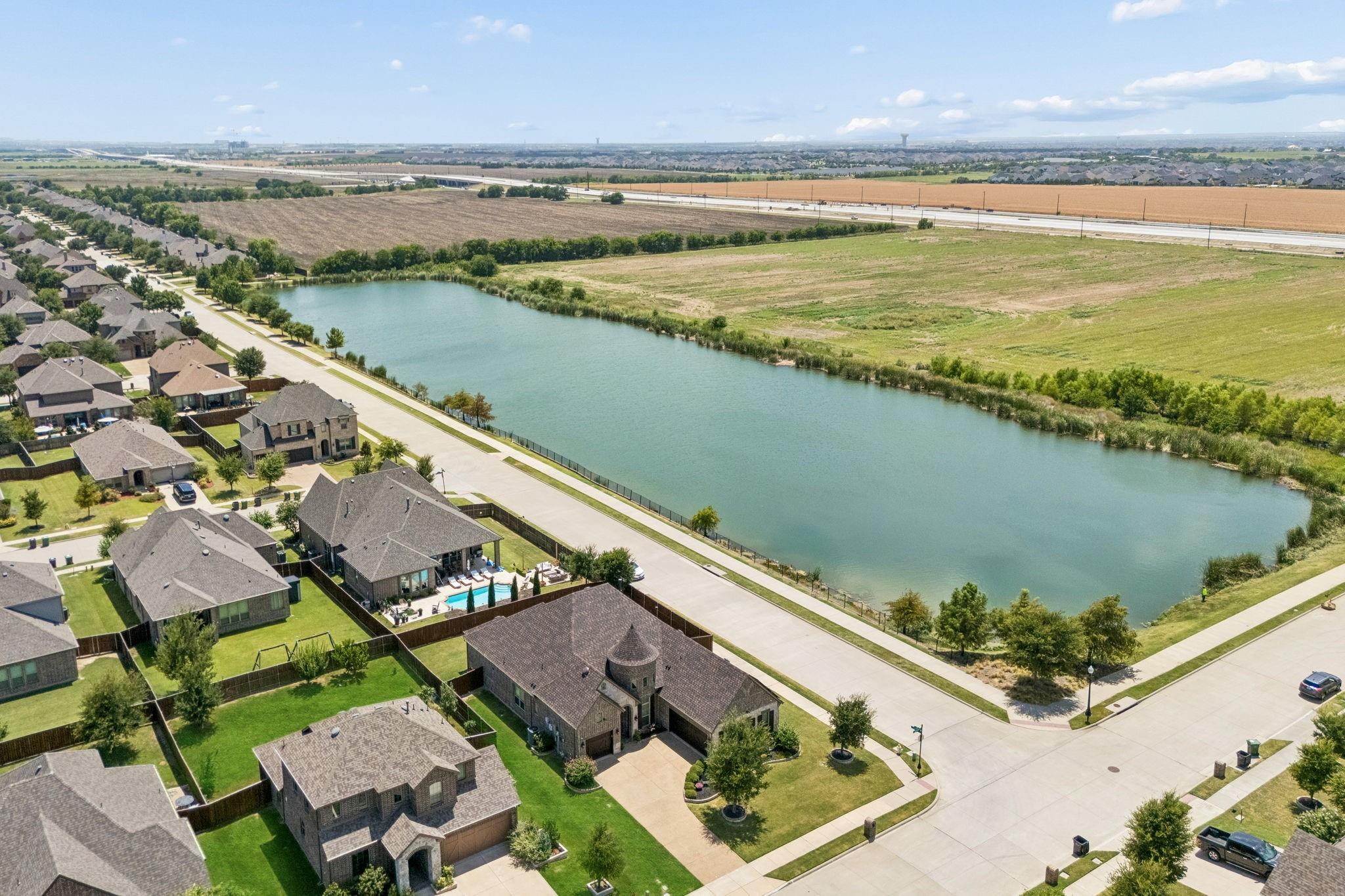 main property photo 28