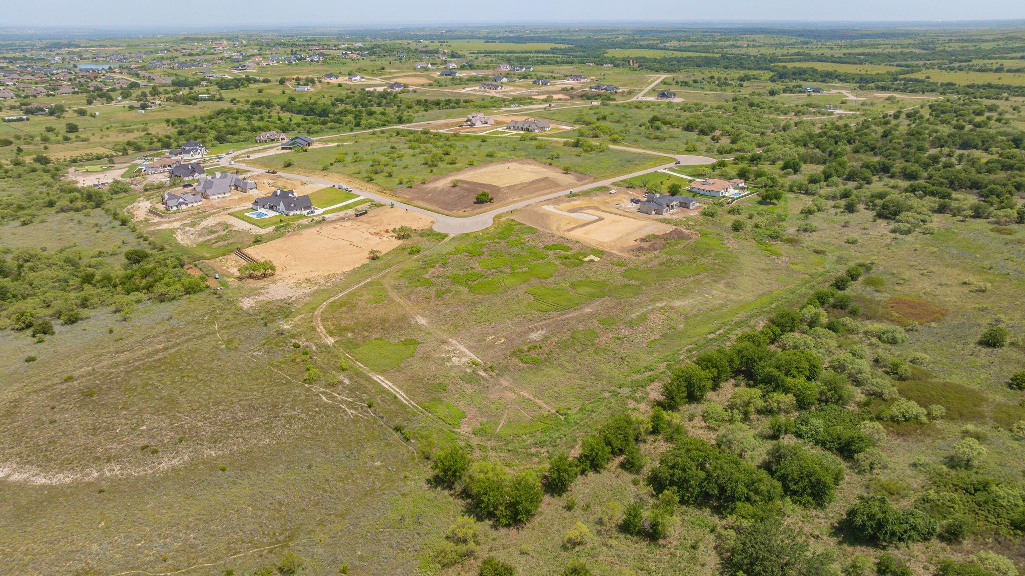 main property photo 10
