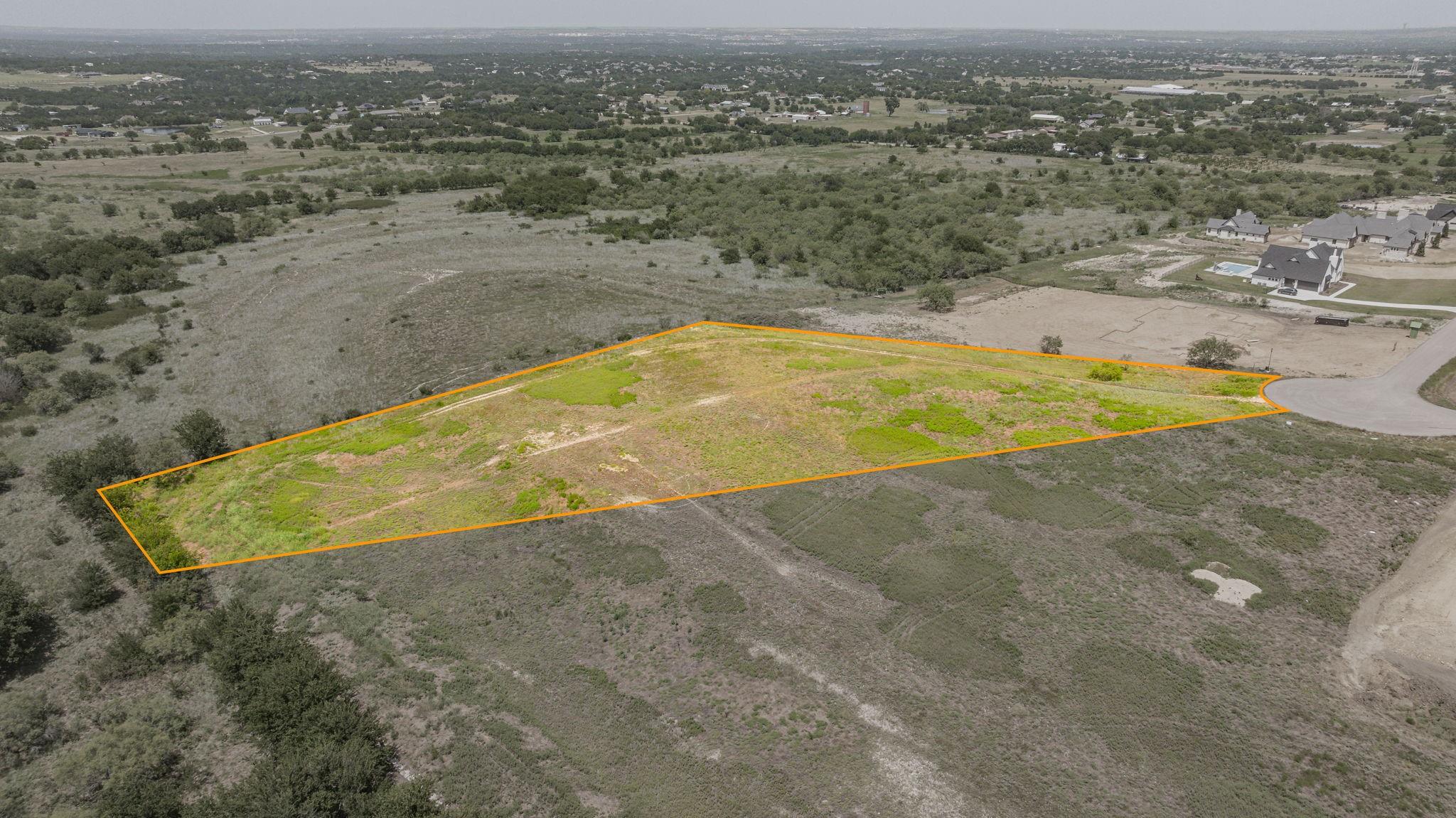 main property photo 6