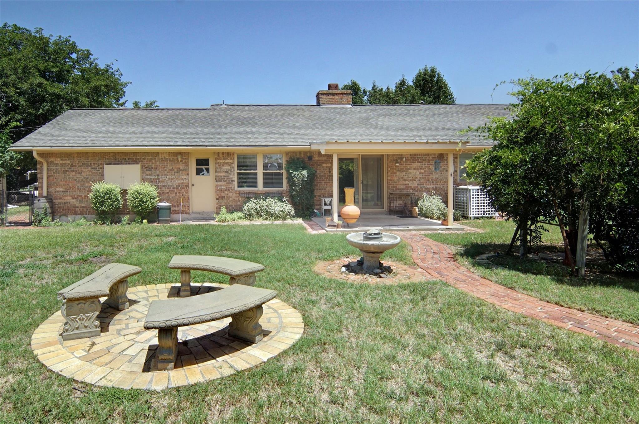 main property photo 35