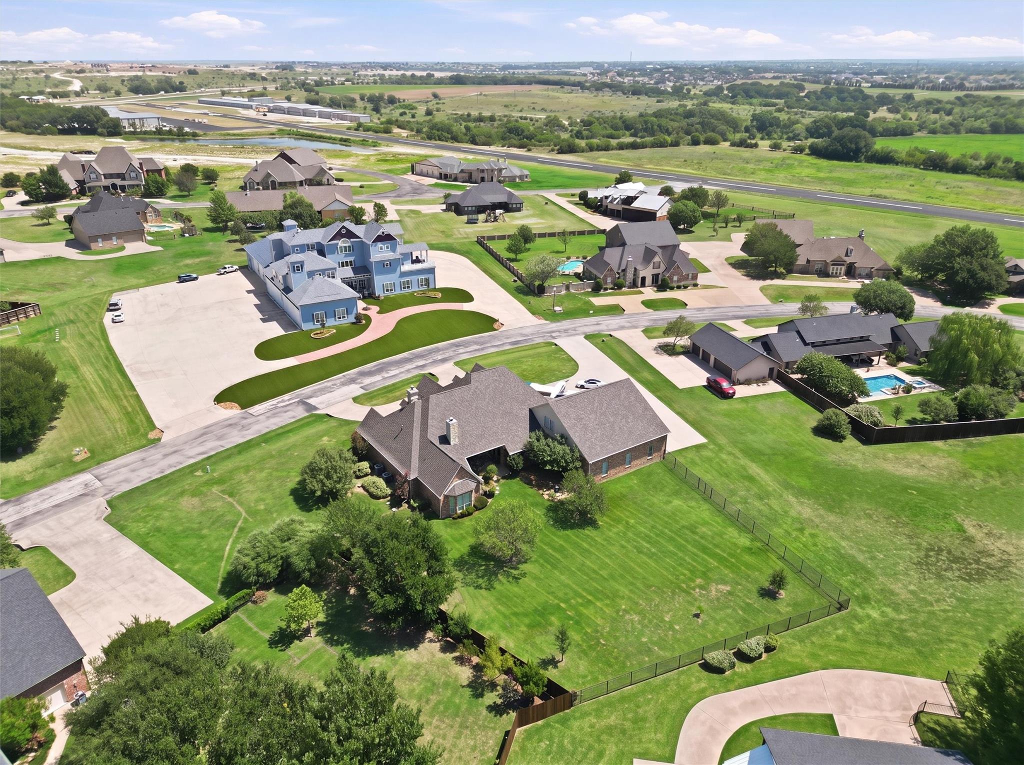 main property photo 38