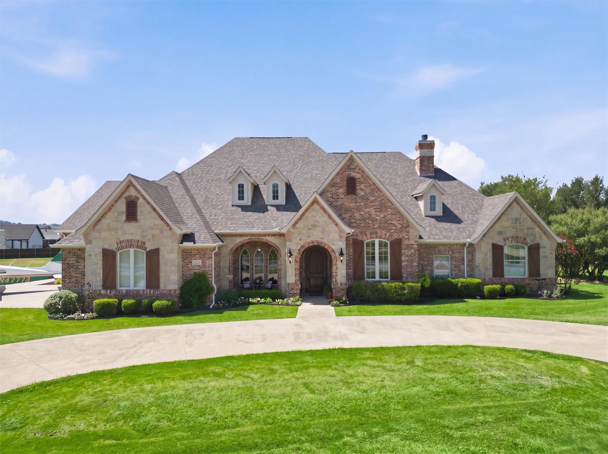 main property photo 39