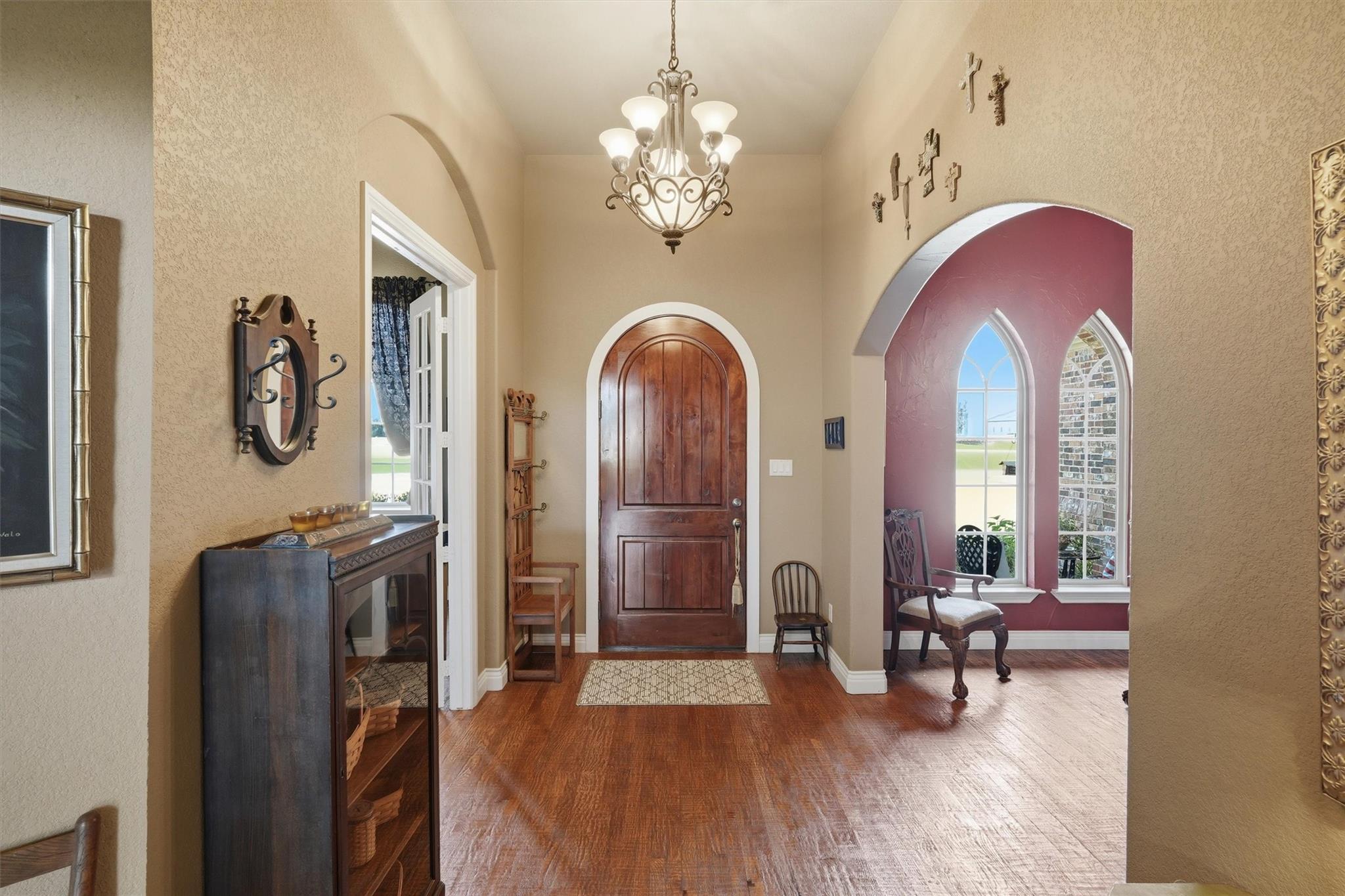 main property photo 6