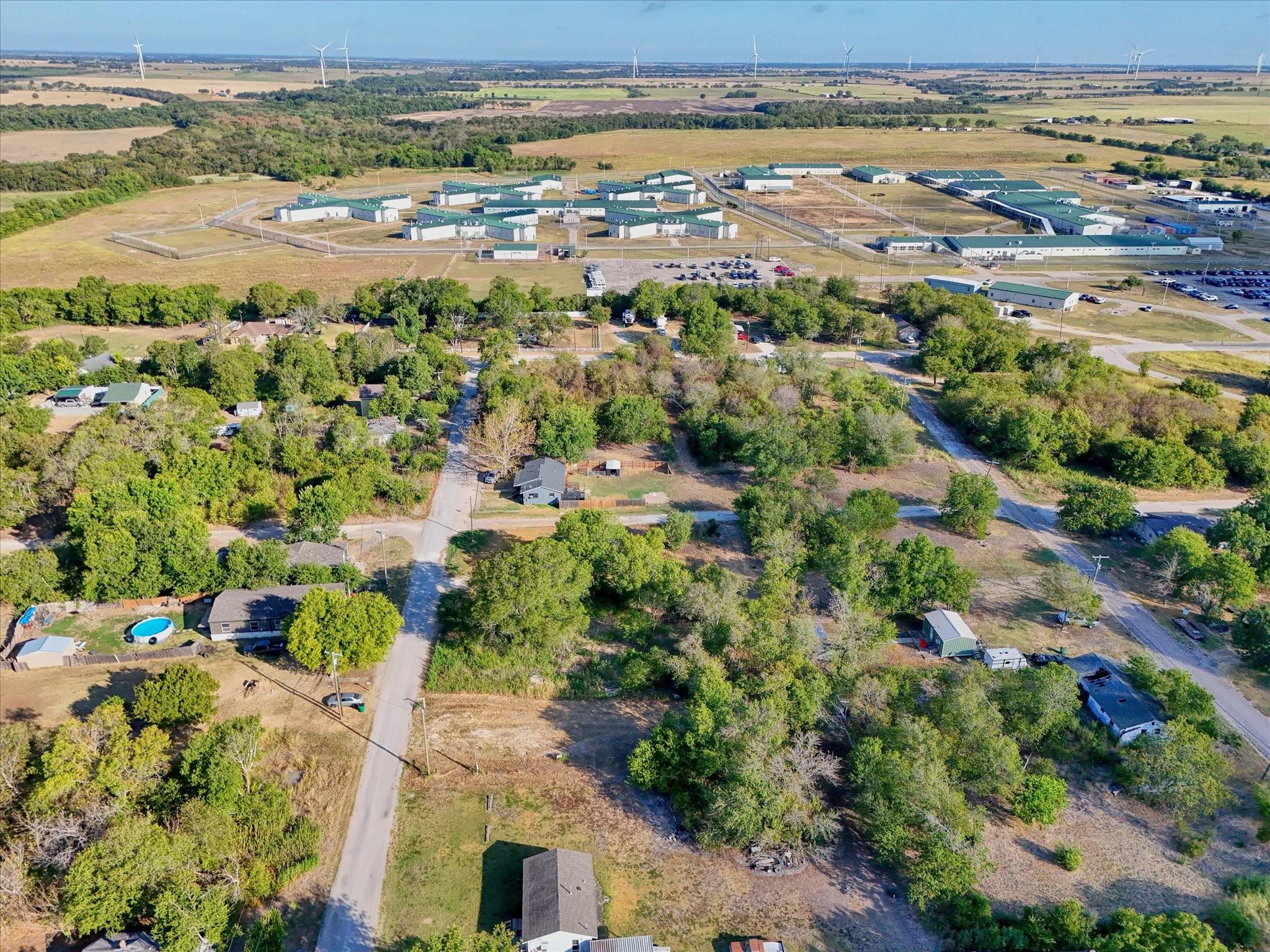 main property photo 10