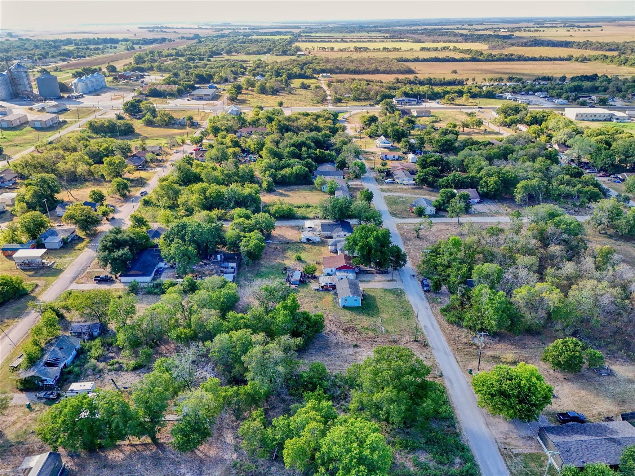 main property photo 13