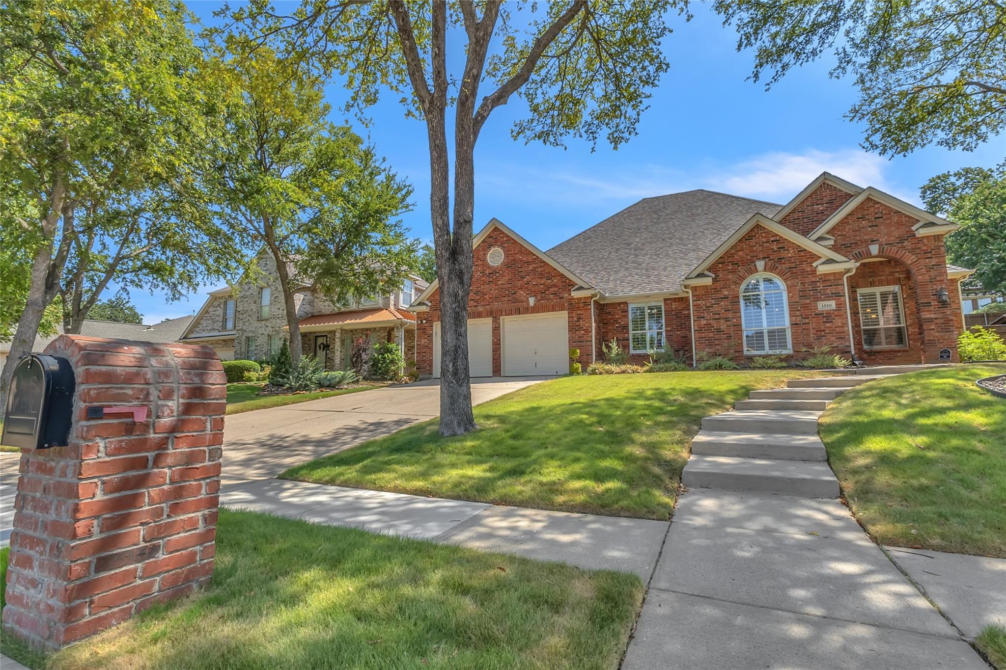 main property photo 31